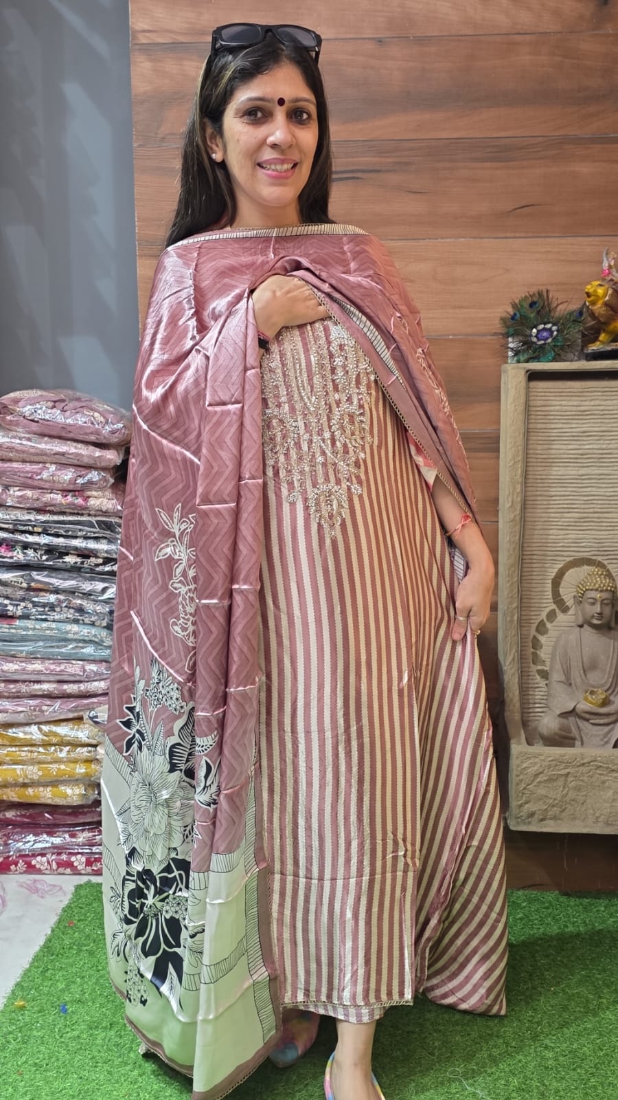 Exclusive Super quality Gajji Silk ( Suit No 17 )