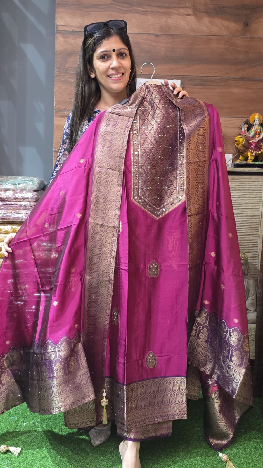 Exclusive and Classy Kanjivarum Silk ( Suit No 40 )