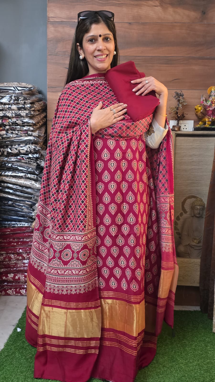 Ajrak Brown Beauty Red