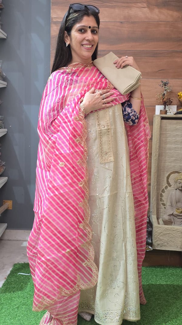 Beautiful Mul Chanderi Badla Work