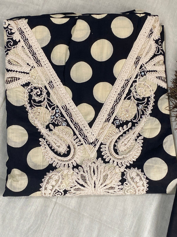 Evergreen Polka Cotton Unstitched Suit