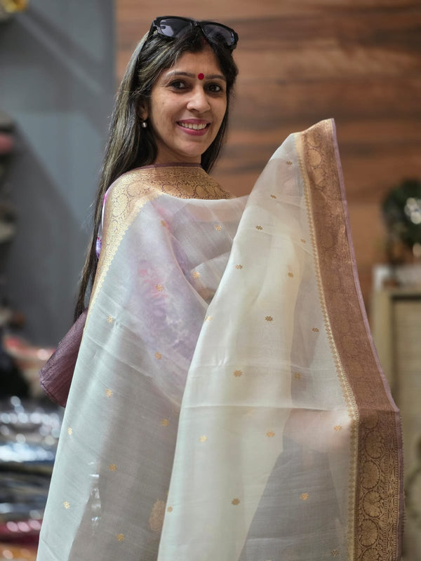 Luxurious and Rich Raw Silk paired with Ivory Pure Kora Dupatta