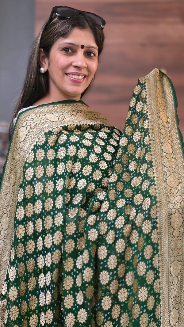 Pure Raw Silk Bandhej Oye Hoye Dupatta - Green