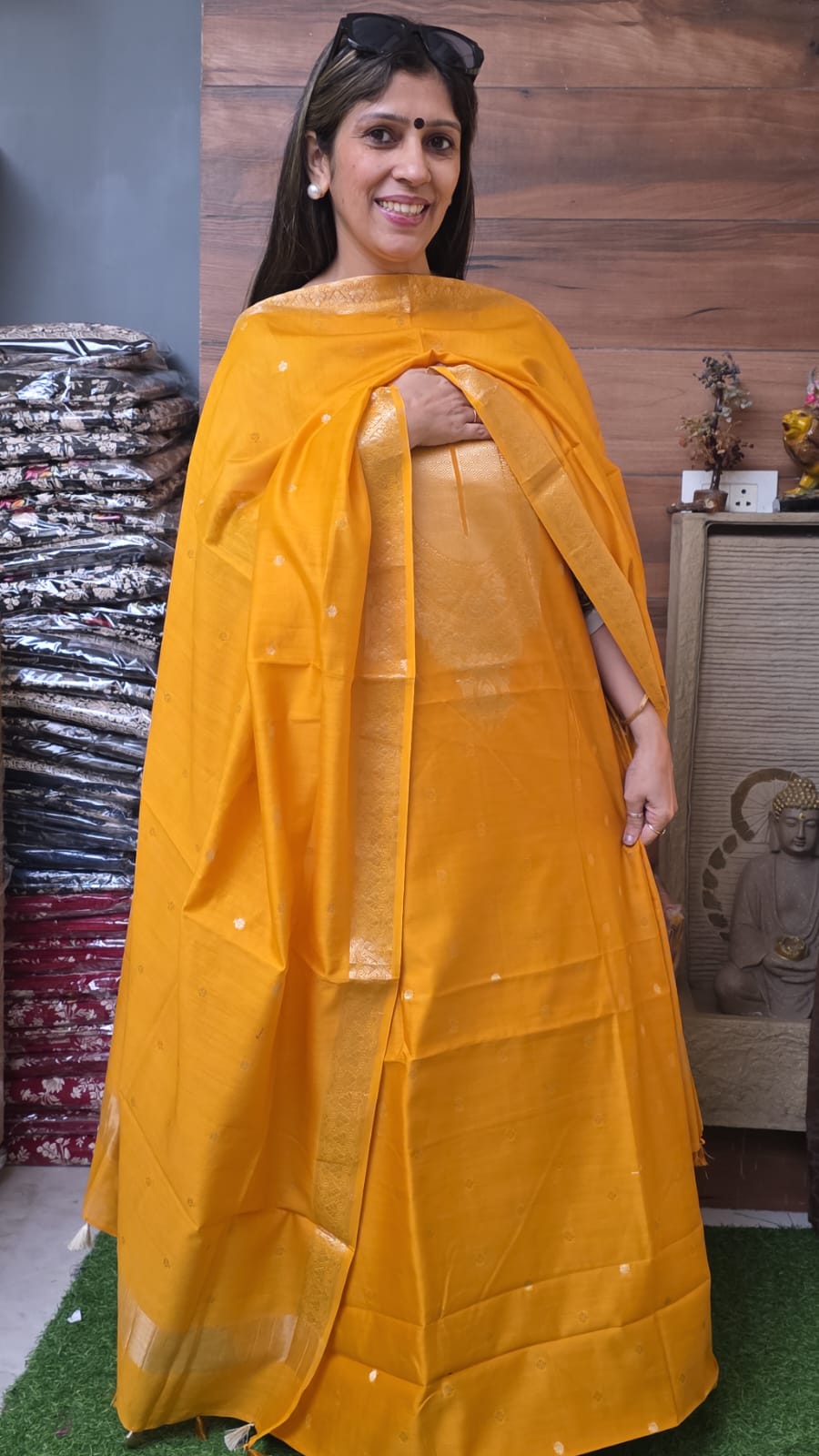 Sunshine Elegance - Pure Maheshwari Silk