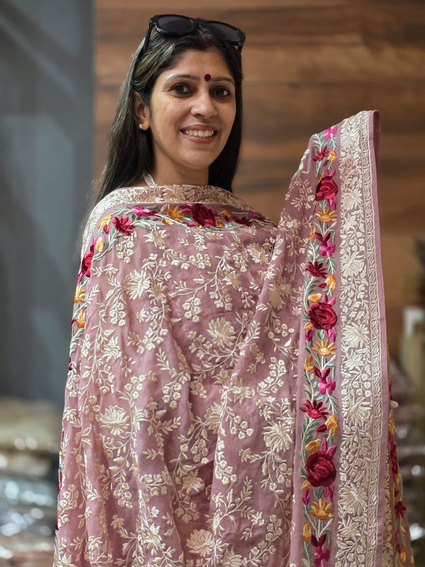 Viral Parsi Suit Oye Hoye Dupatta