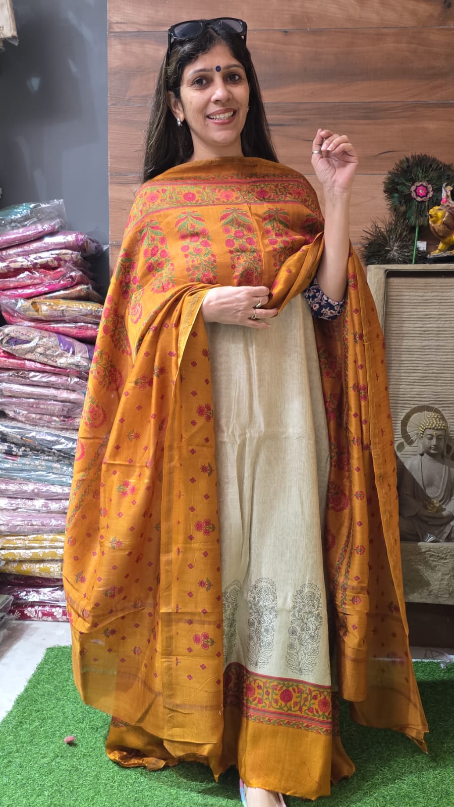 Pure Maheshwari Silk (  700 Rs Discount  )